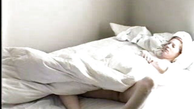 Ganti dengan bermain Threatial Threesome dengan download video jilbab nyepong jada Fire, Brittany Andrews