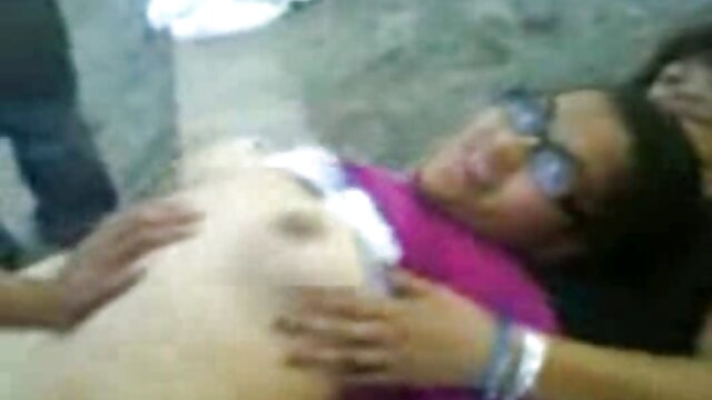 shemale Adriana Rodrigues di cumbui oleh ayam download bokep nyepong keras secara eksklusif di TrannyKingz